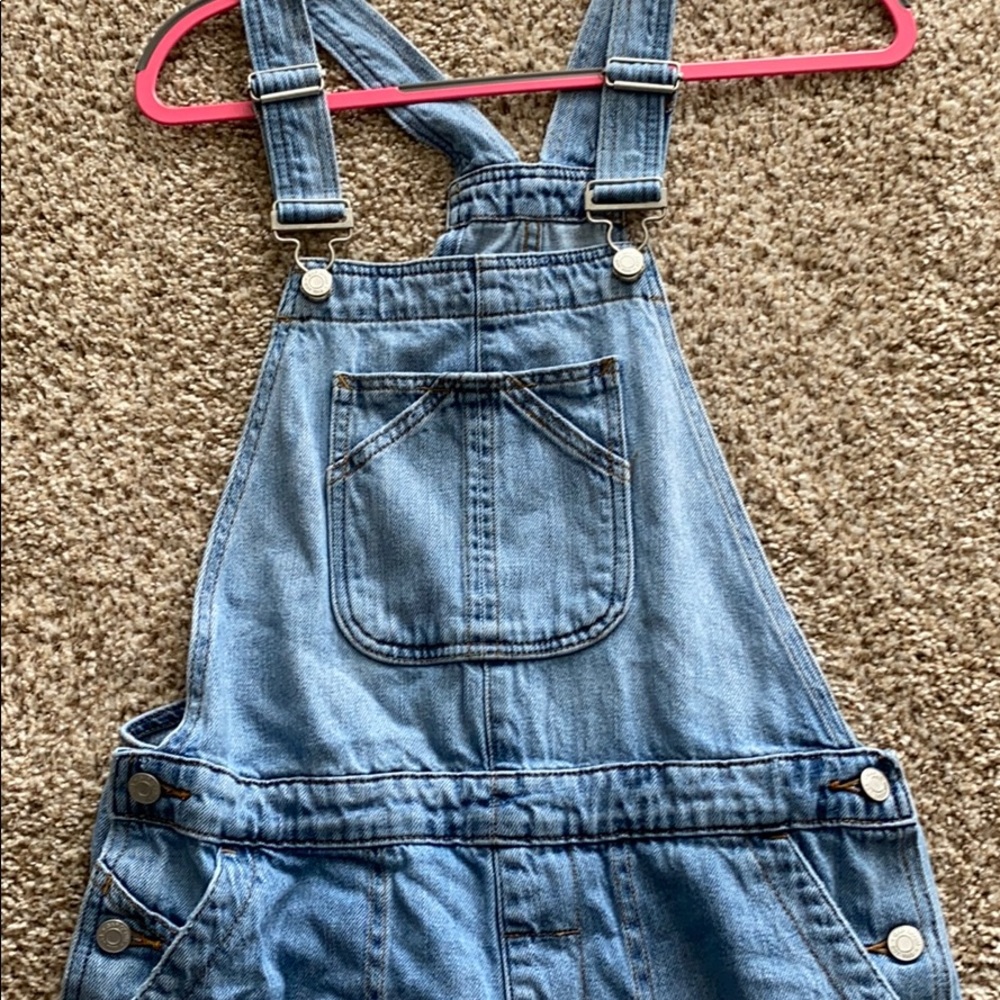 Gap overalls